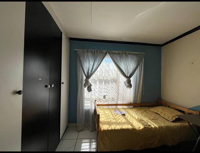 4 BEDROOM PROPERTY TO RENT IN FLEURHOF